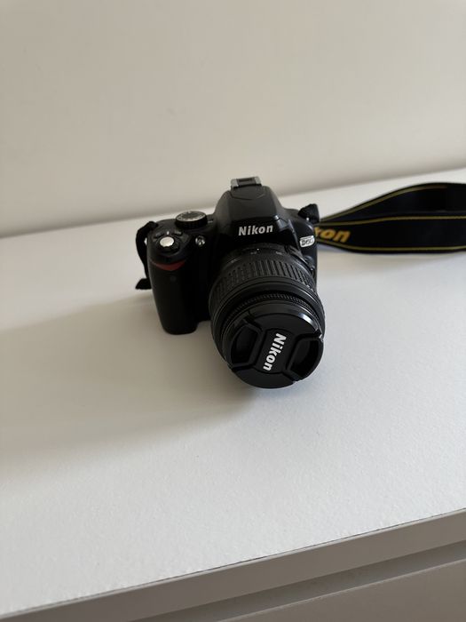 Máquina fotográfica d60 Nikon