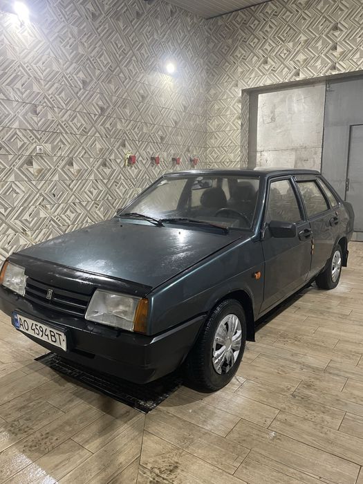 Продам ваз 99 в хорошому стані