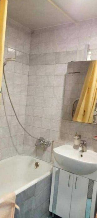 Срочно продам 2к квартиру метро ХТЗ.