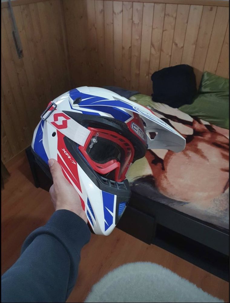 Capacete CMS XR-7