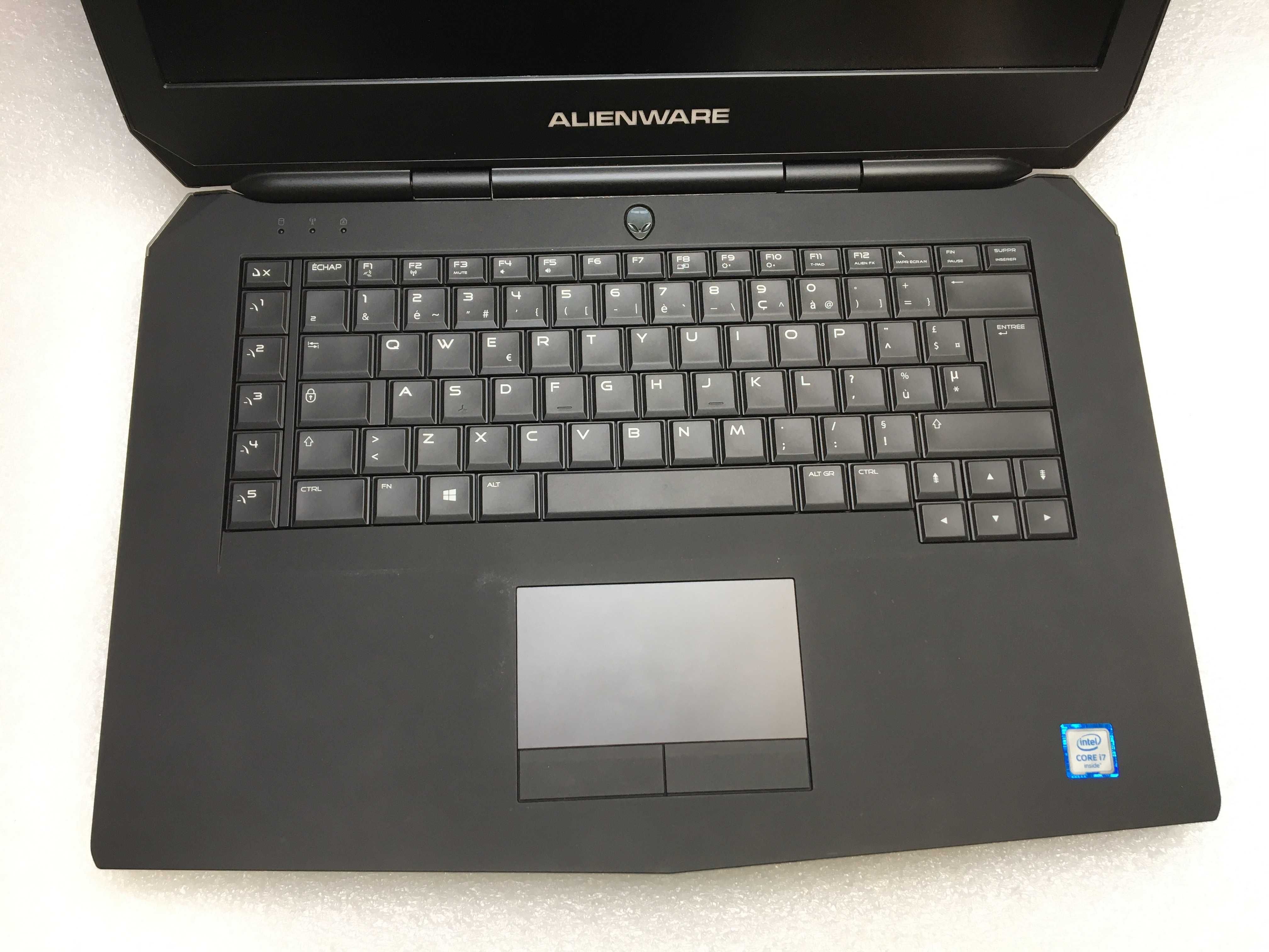 laptop Dell Alienware 15 R2 uszkodzony