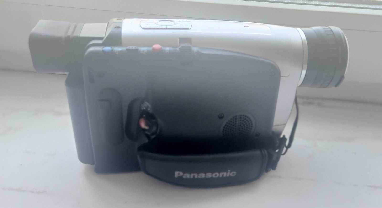 Продам видеокамеру Panasonic NV-VZ1