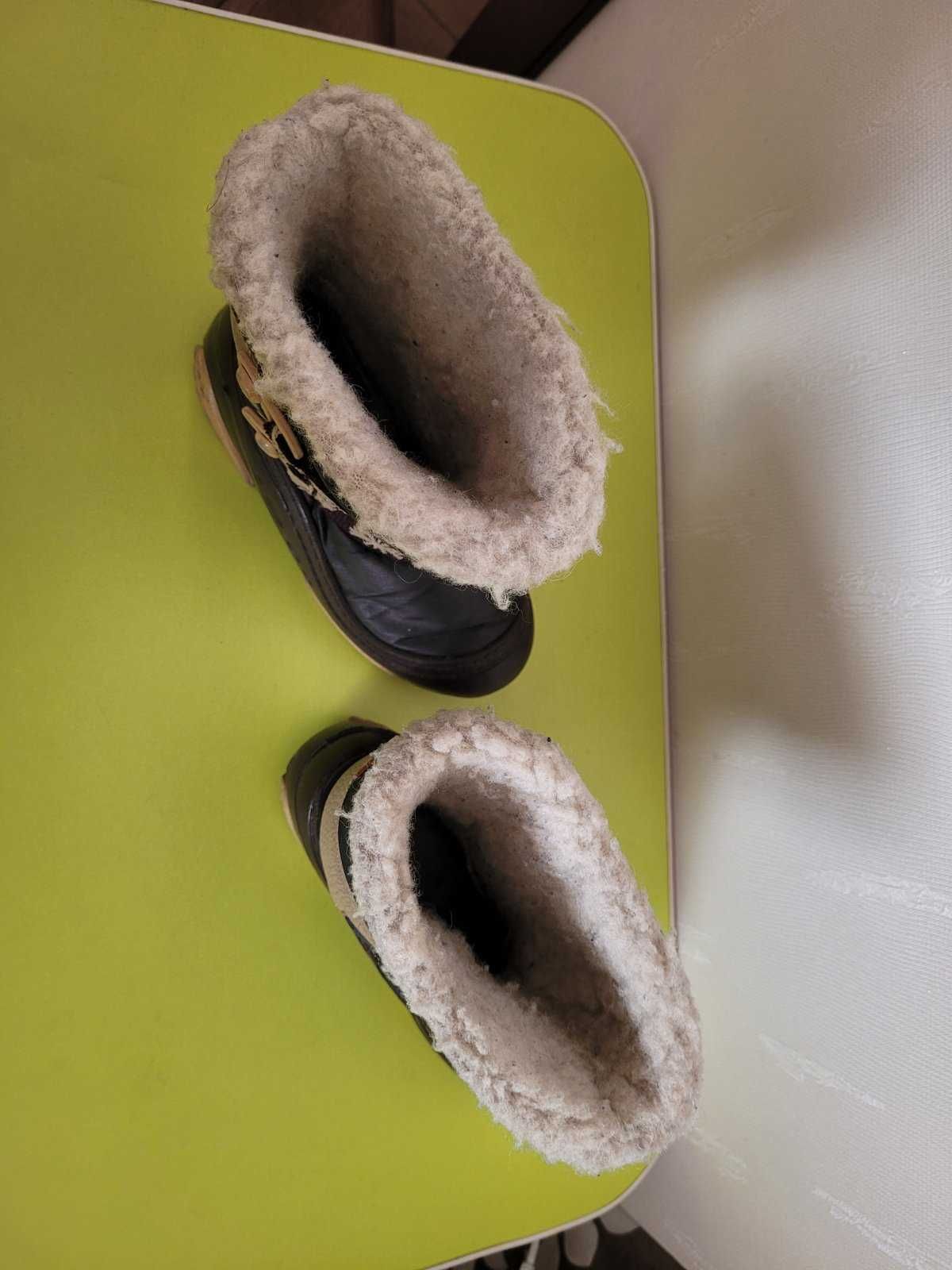 Зимние сапожки зимові чобітки на овчині Демар Польща 26-27 17 см