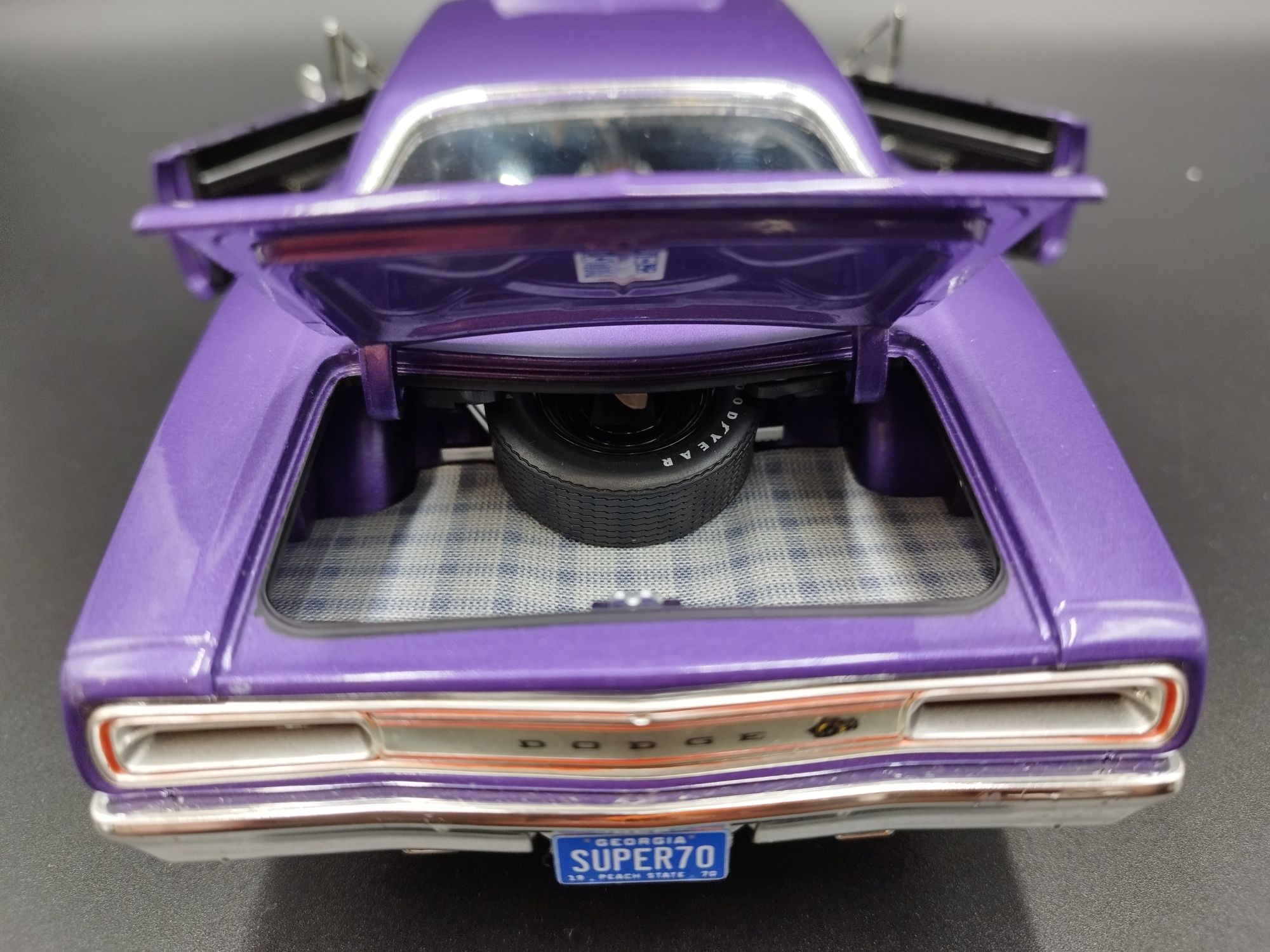 1:18 GMP 1970 Dodge Coronet Super BEE model limit 178/1752 sztuk model