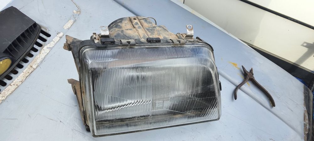 Фара оптика аскона передні решотка opel ascona