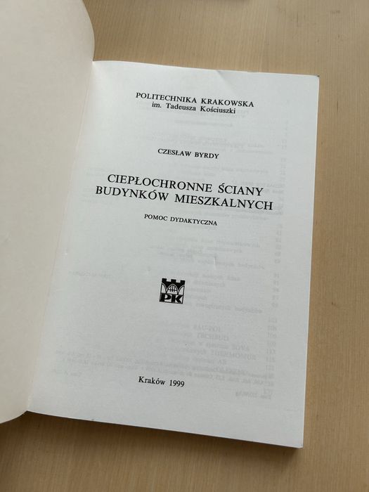 Ciepłochronne ściany budynków mieszkalnych, Czesław Byrdy,