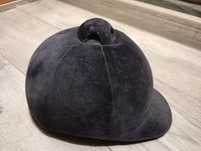 Toczek / kask jeździecki Czapka dżokejka, obwód 56cm, brak klamer