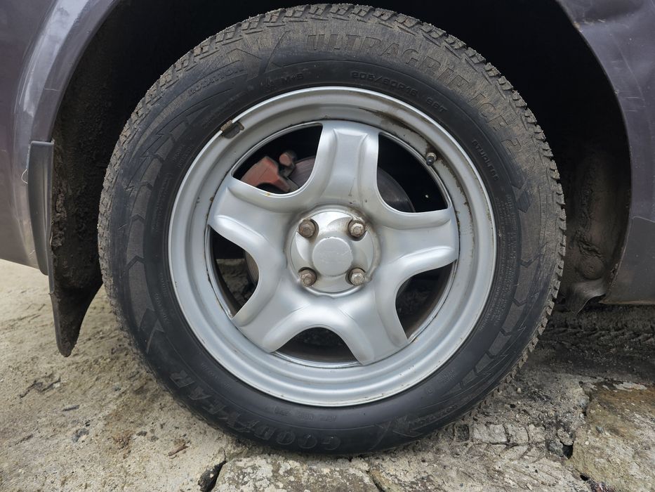 в сборі RENAULT R16 4×100 ET37 GoodEyar 205/60 R16