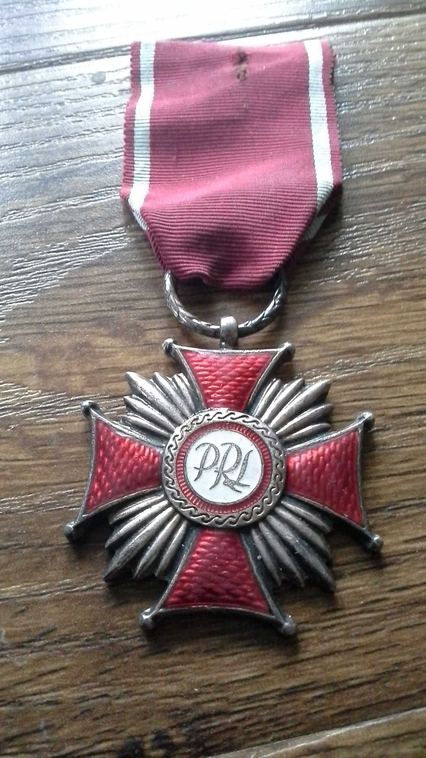 Krzyż order z czasów PRL
