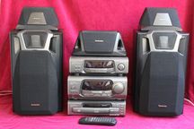Wieża Technics EH500 z kolumnami + pilot