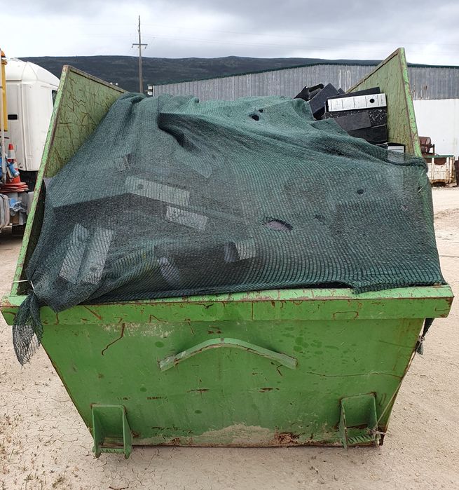 CARRINHAS e CONTENTORES p/recolha de entulho obras e resíduos urbanos