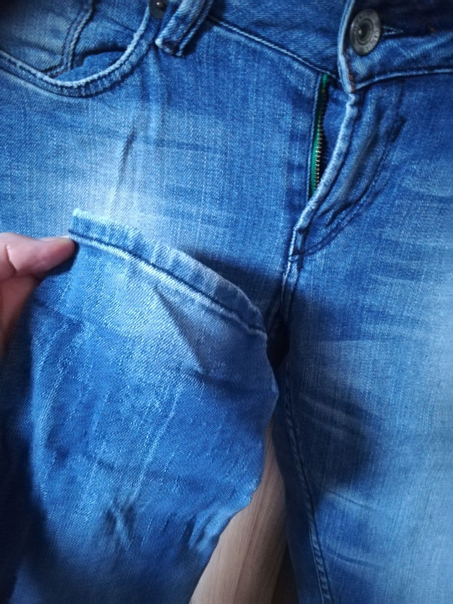 Spodnieb jeansowe
