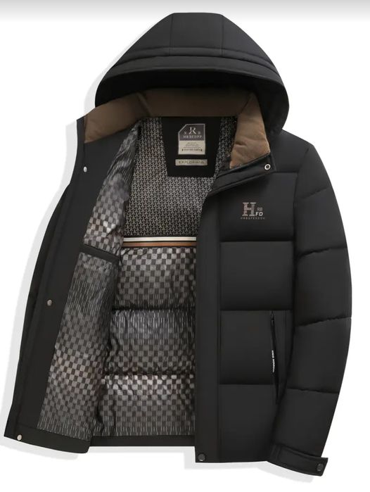 Чоловіча коротка зимова куртка