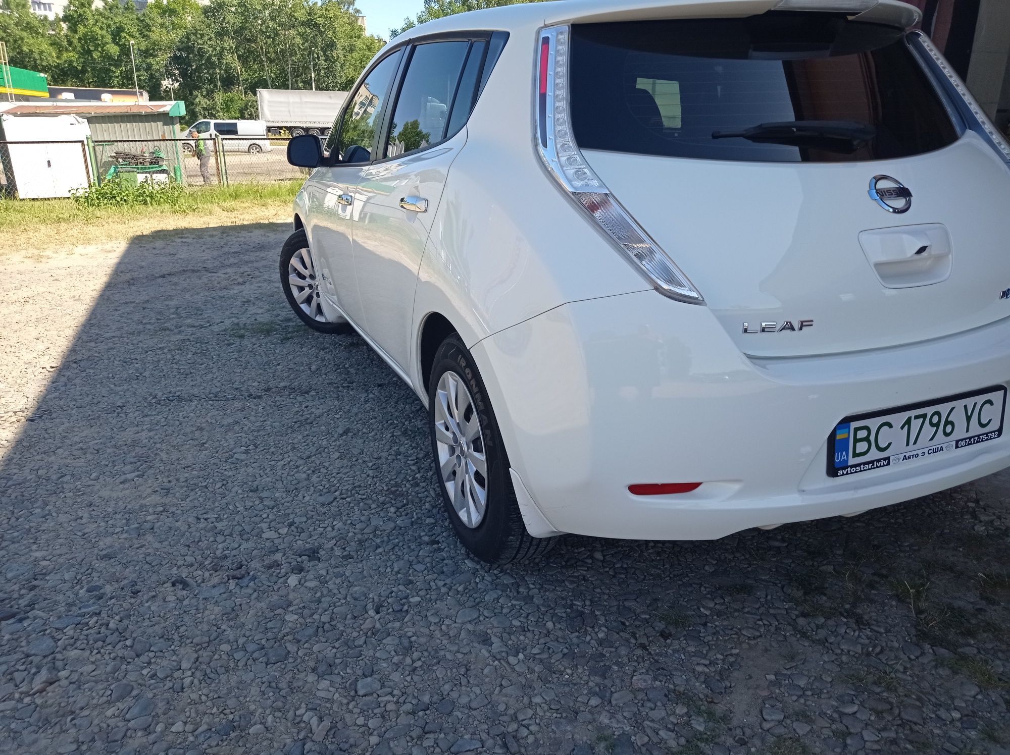 Продам Nissan leaf 30кв