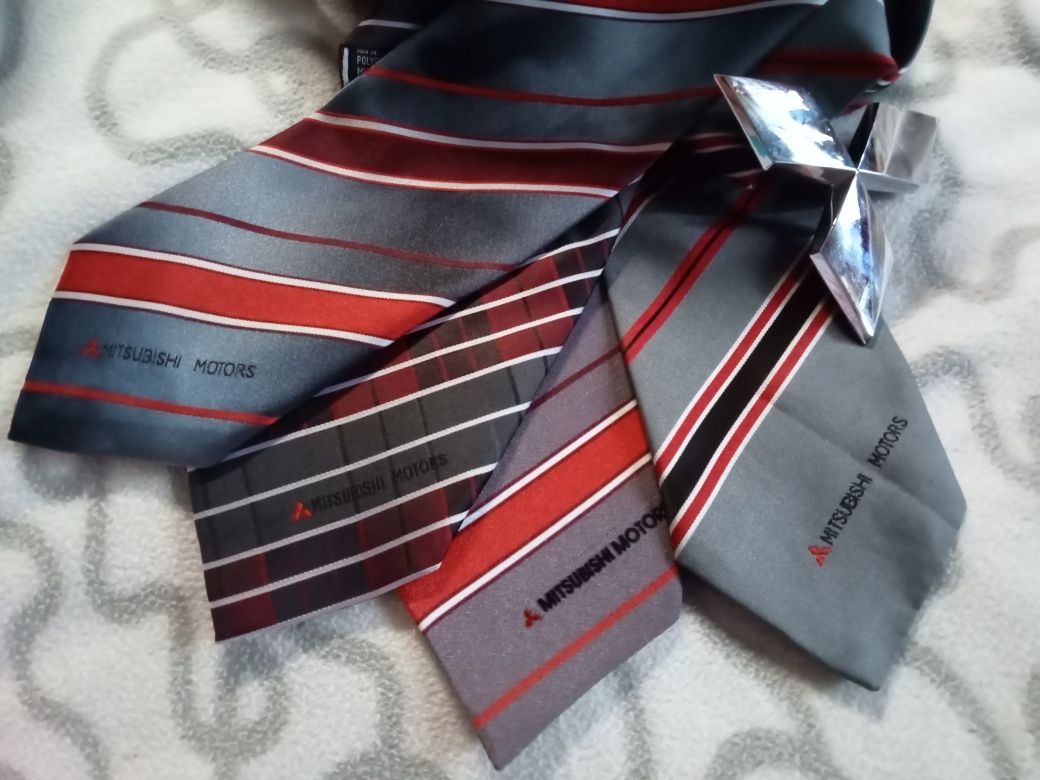 Брелок, галстук, косынка Mitsubishi Niko