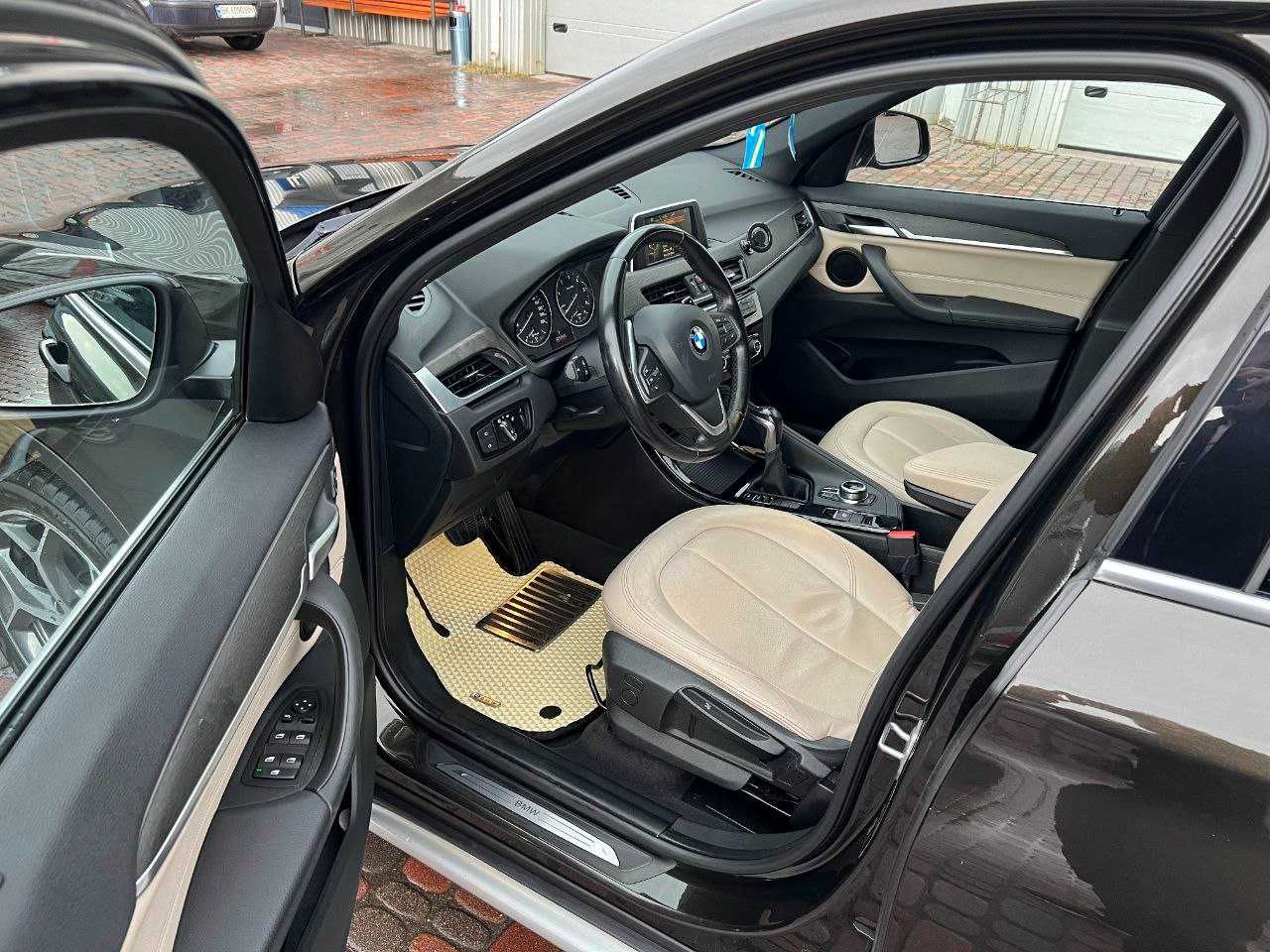 Продам автомобіль BMW X1