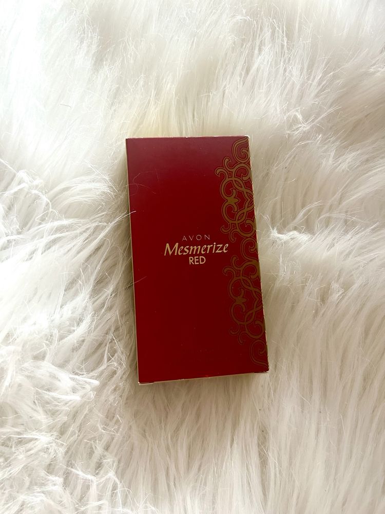 Avon mesmerize red 50 ml nowe nieuzywane unikat