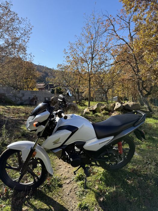 Honda Cbf 125 com muito poucos Km!