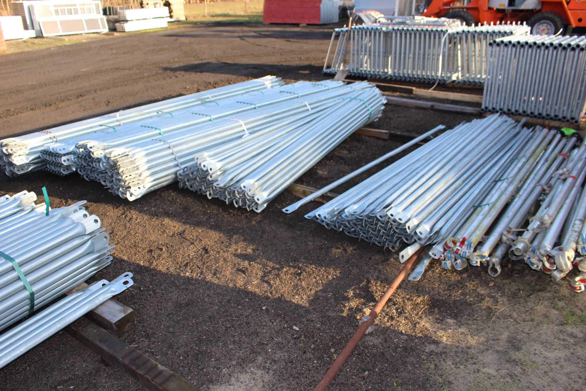 Rusztowanie elewacyjne plettac 18x6m powierzchnia robocza 108m2