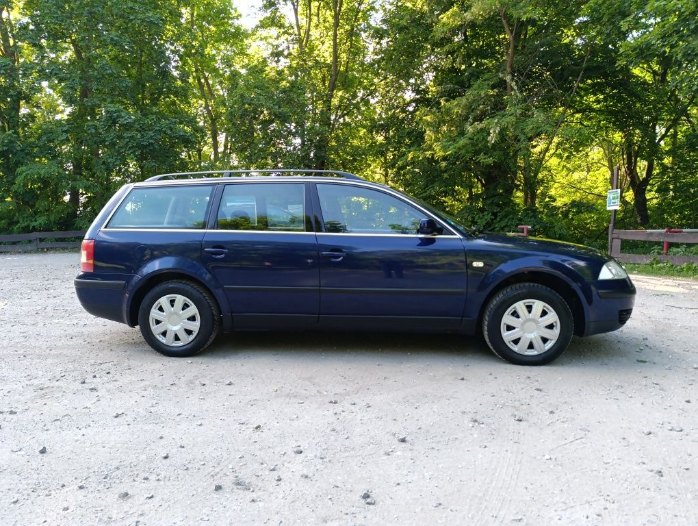 Volkswagen Passat Lift 1.8 TURBO Klima Elektryka Radio ŁADNY BEZ RDZY