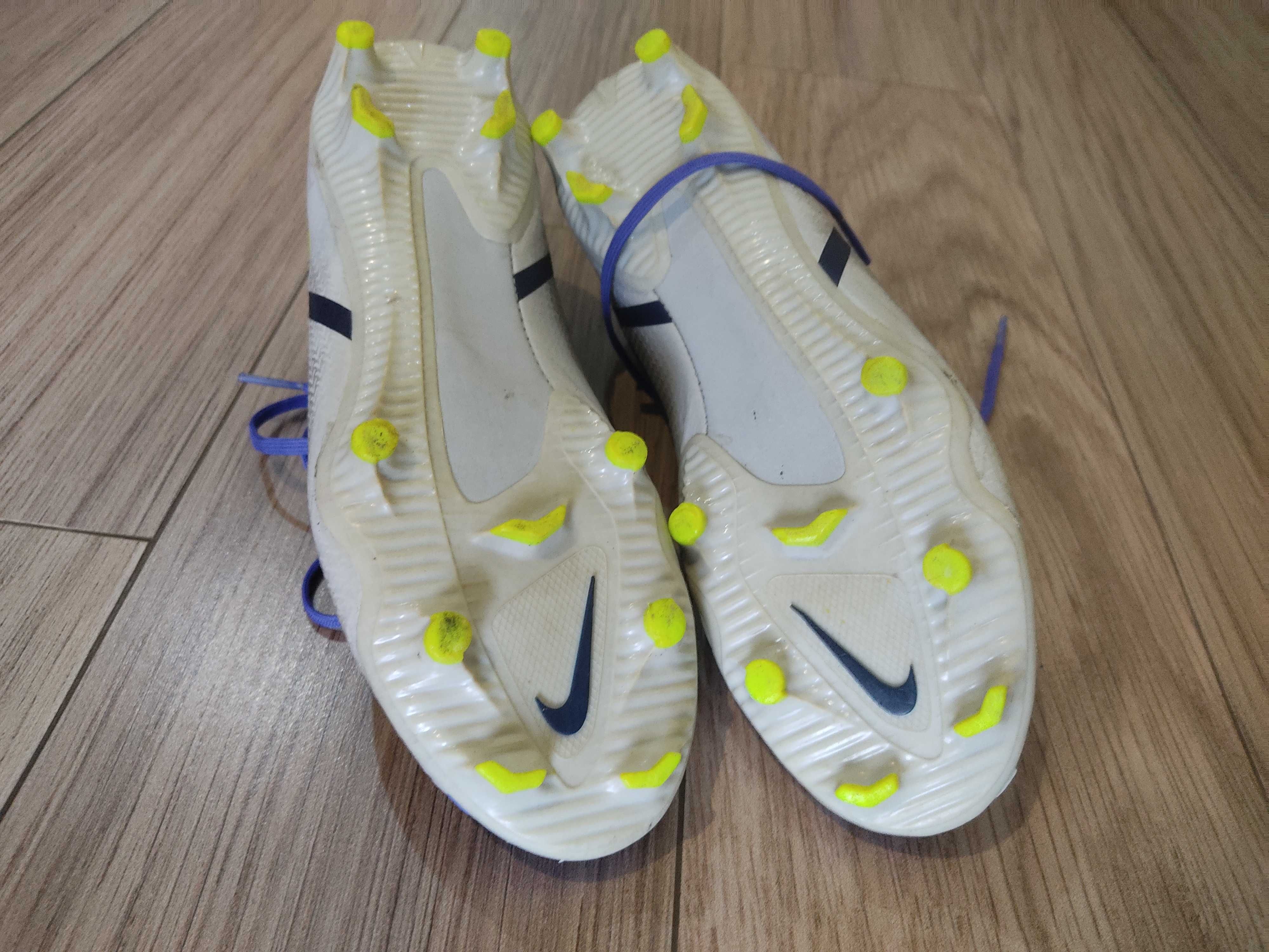 Chuteiras Nike Phantom GT