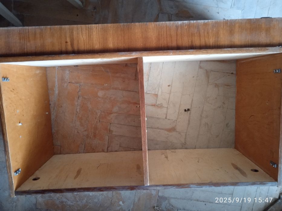 Тумбочка б/в 100*40 висота 60 см