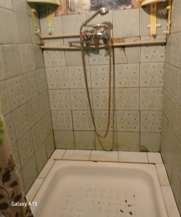 Сдам комнату в доме гостинного типа 10метров.а