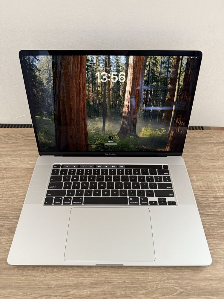 Apple Macbook Pro 16 2019 Intel Core i7 16Gb Ram 500SSD