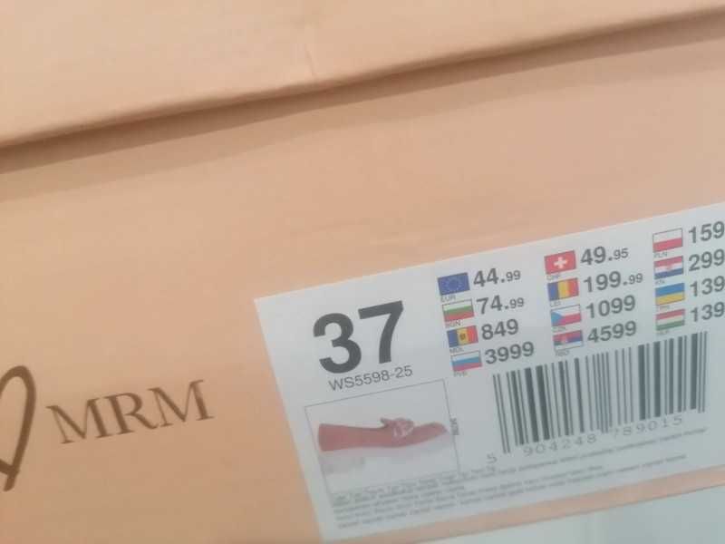 Loafersy DeeZee rozm 37