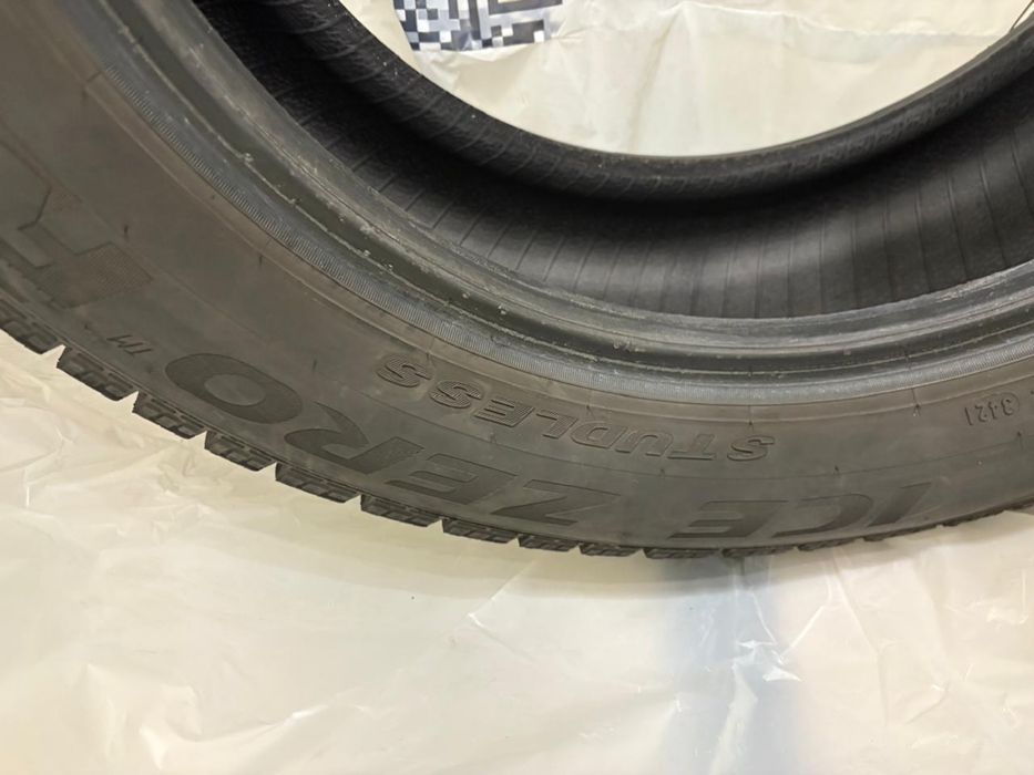 Pirelli Ice Zero 205/55/R16