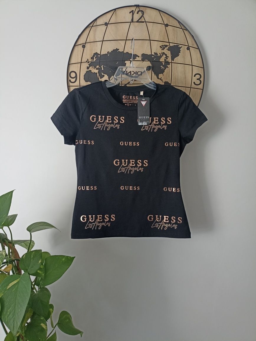 T-shirt czarny złote napisy Guess roz.XS/S