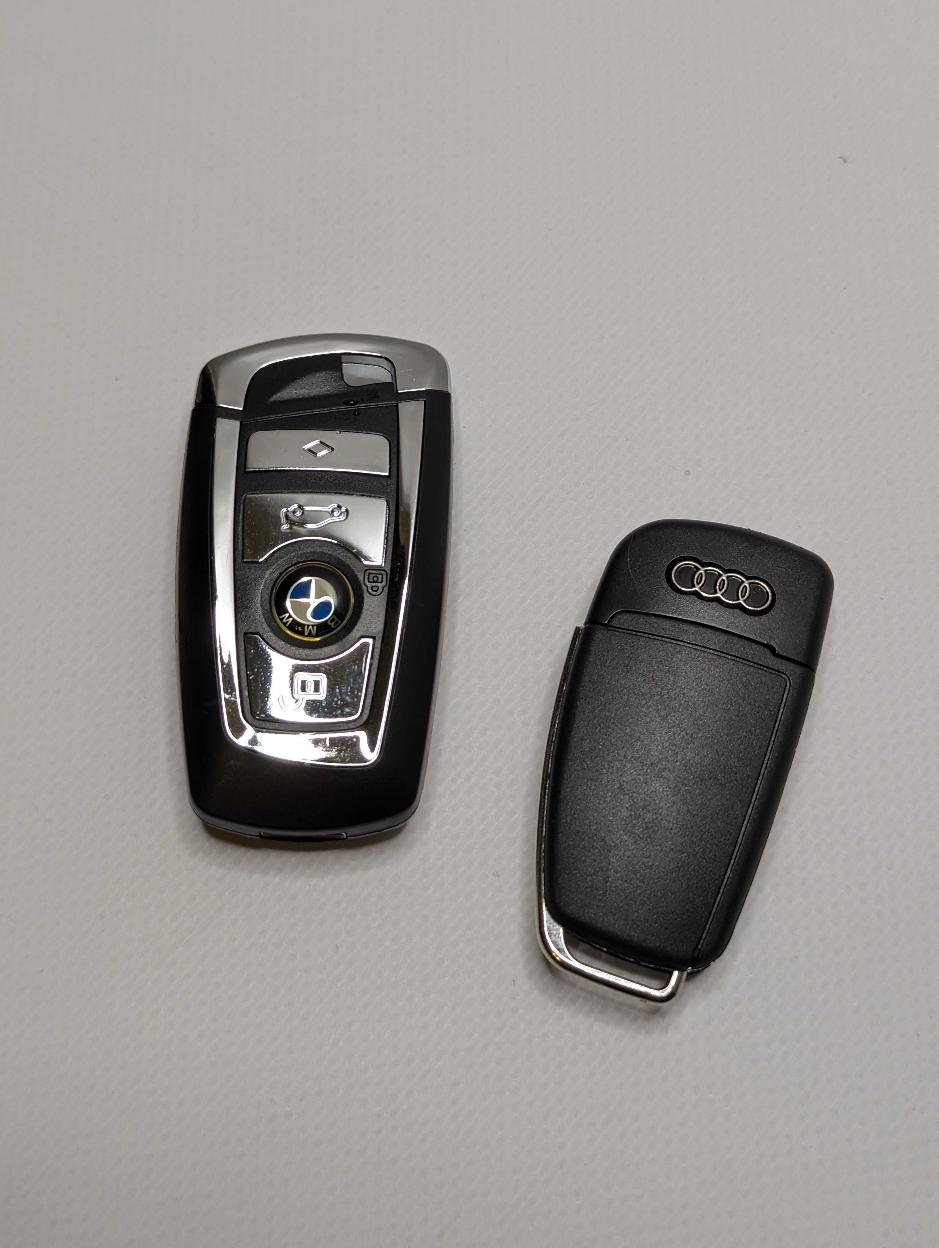 Подарочная флешка USB 32 GB Audi (Ауди)  BMW