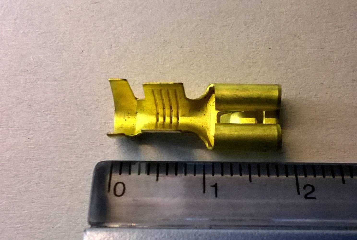 50 Terminais de encaixe 6.3mm (L) Fio de 2 a 6mm2