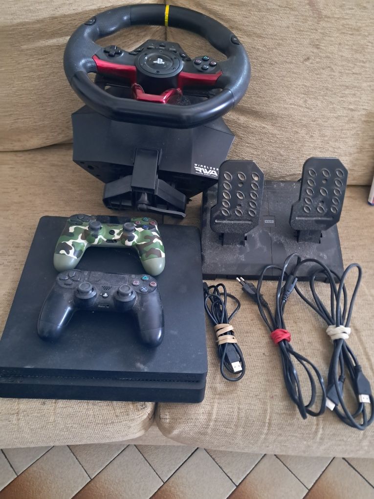 Vendo ps4 e volante