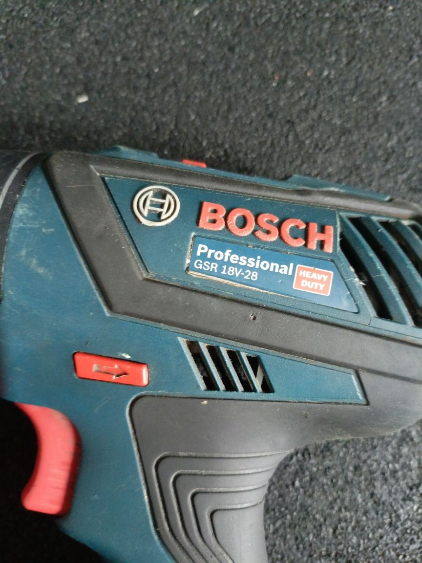 Wkrętarka akumulatorowa Bosch GSR 18V-28 Professional akumulator