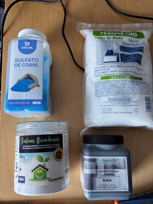 Magnésio, Sulfato Cobre, Bicarbonato de Sódio e Grafite