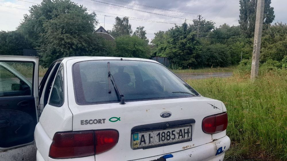 Продам  Ford Escort