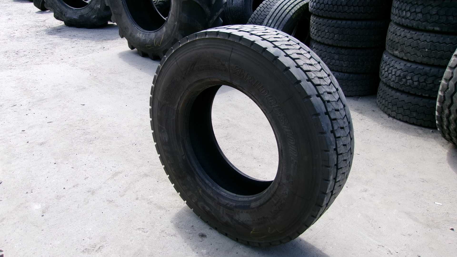 opona 295/80R22.5 BRIDGESTONE DURAVIS 1 (800 netto)
