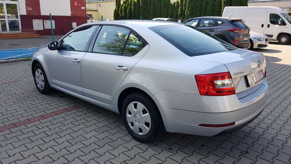 Skoda Octavia, Wynajem długoterminowy samochodów, wypożyczalnia aut