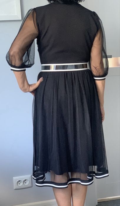 Нарядне чорне плаття