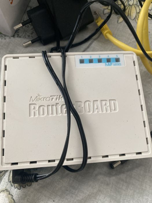 Провідний маршрутизатор, роутер