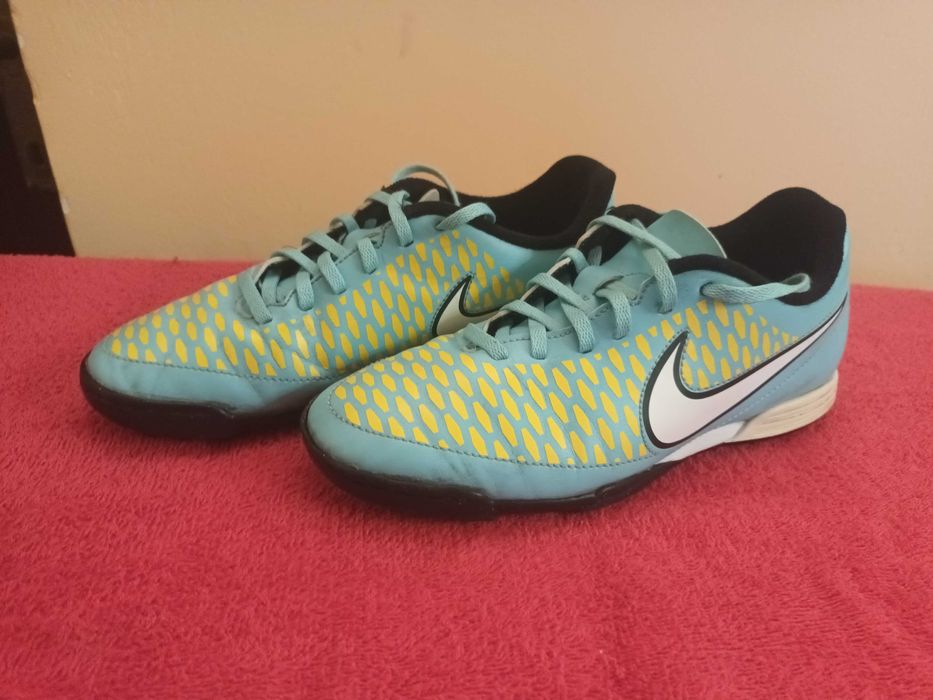 Buty piłkarskie Nike Magista turfy w roz 41