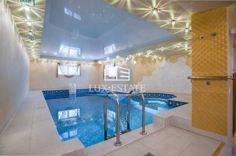 Продажа роскошного дома 540м²  с бассейном и выходом к ОЗЕРУ