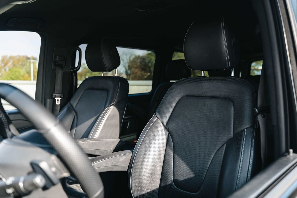 Wynajem Mercedes V klasa 300d Extra Long - wypożyczalnia samochodów