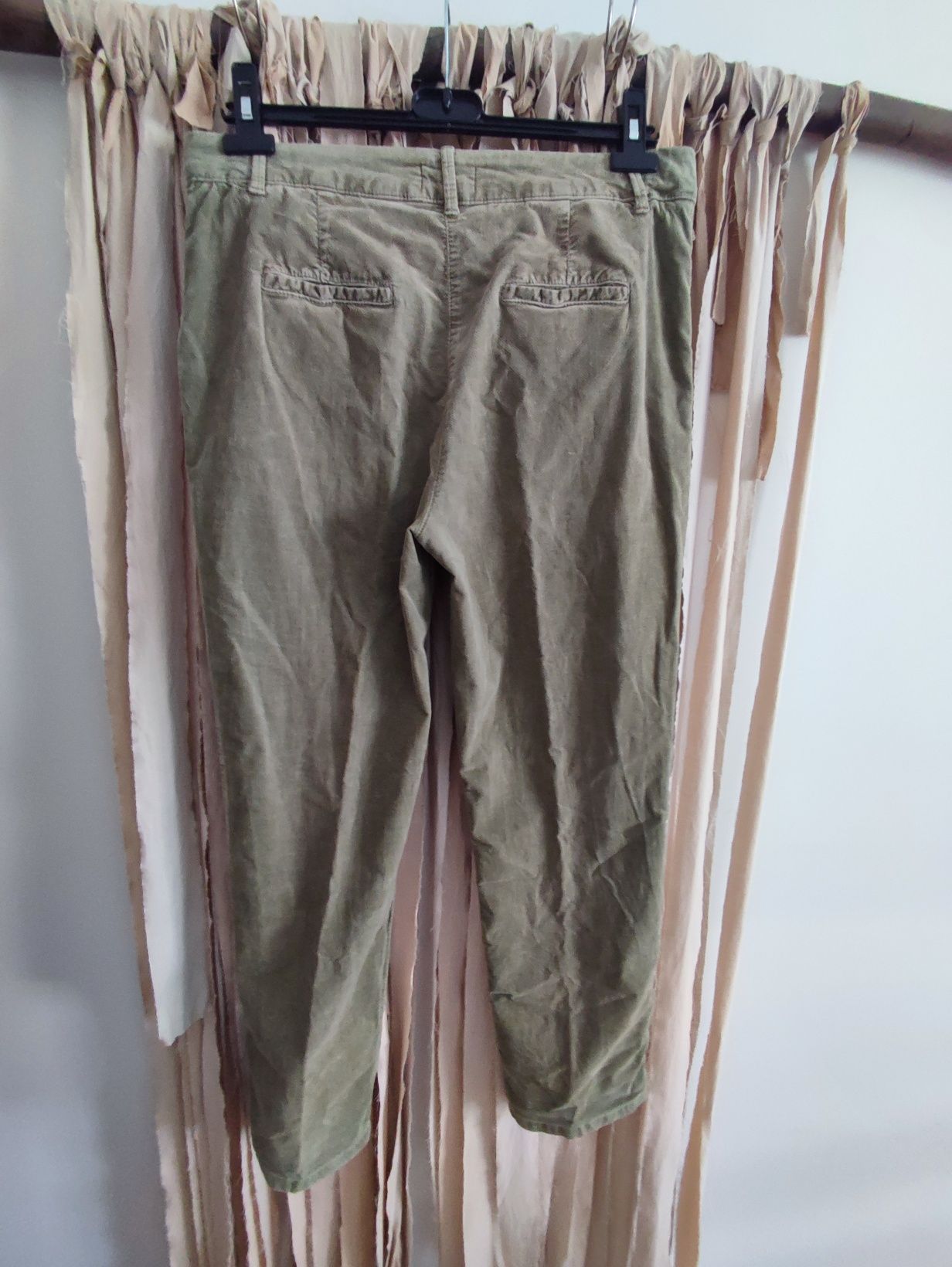Calças chinos Benetton tam. 42