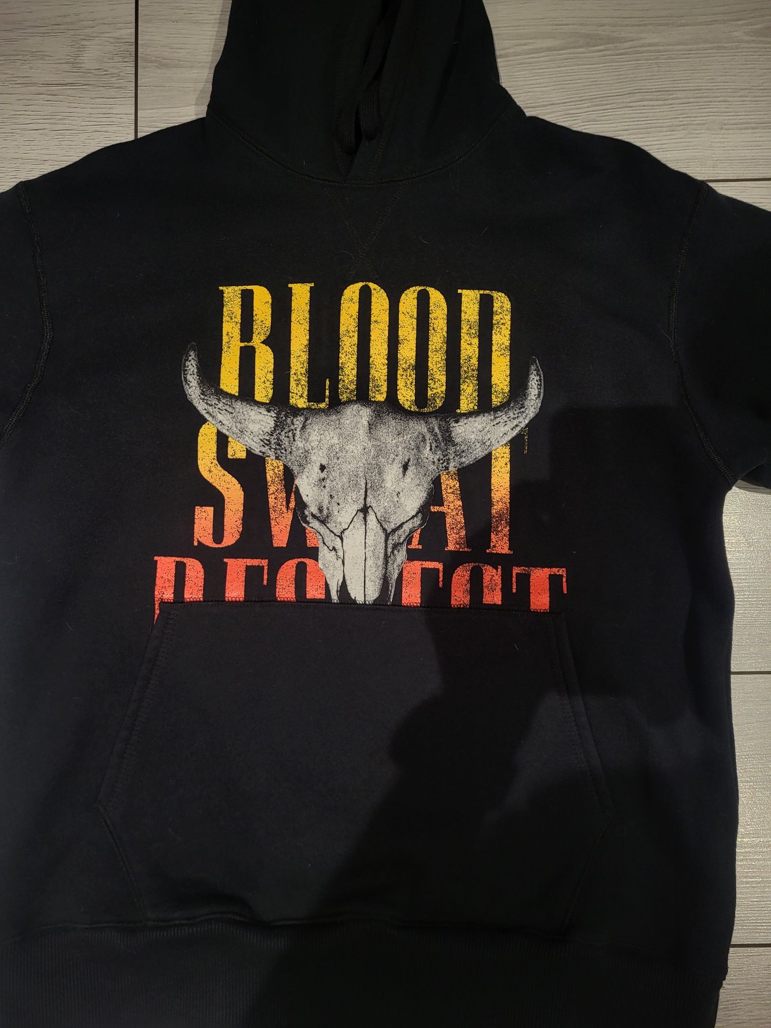 Bluza under armour M project rock the rock