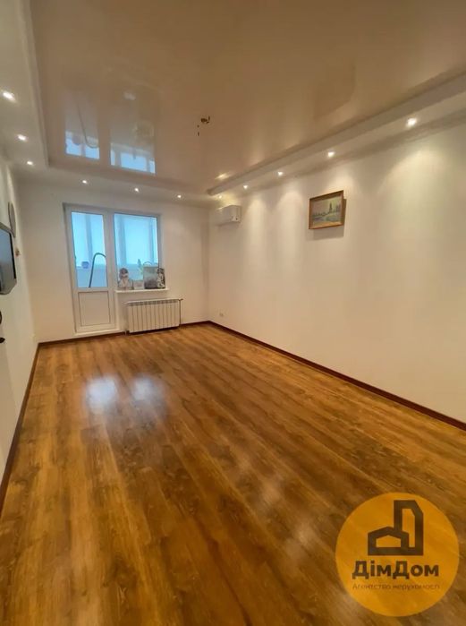 ГЕНЕРАТОР! Продаж 3к квартира вулиця Урлівська 30. БЕЗ КОМІСІЇ