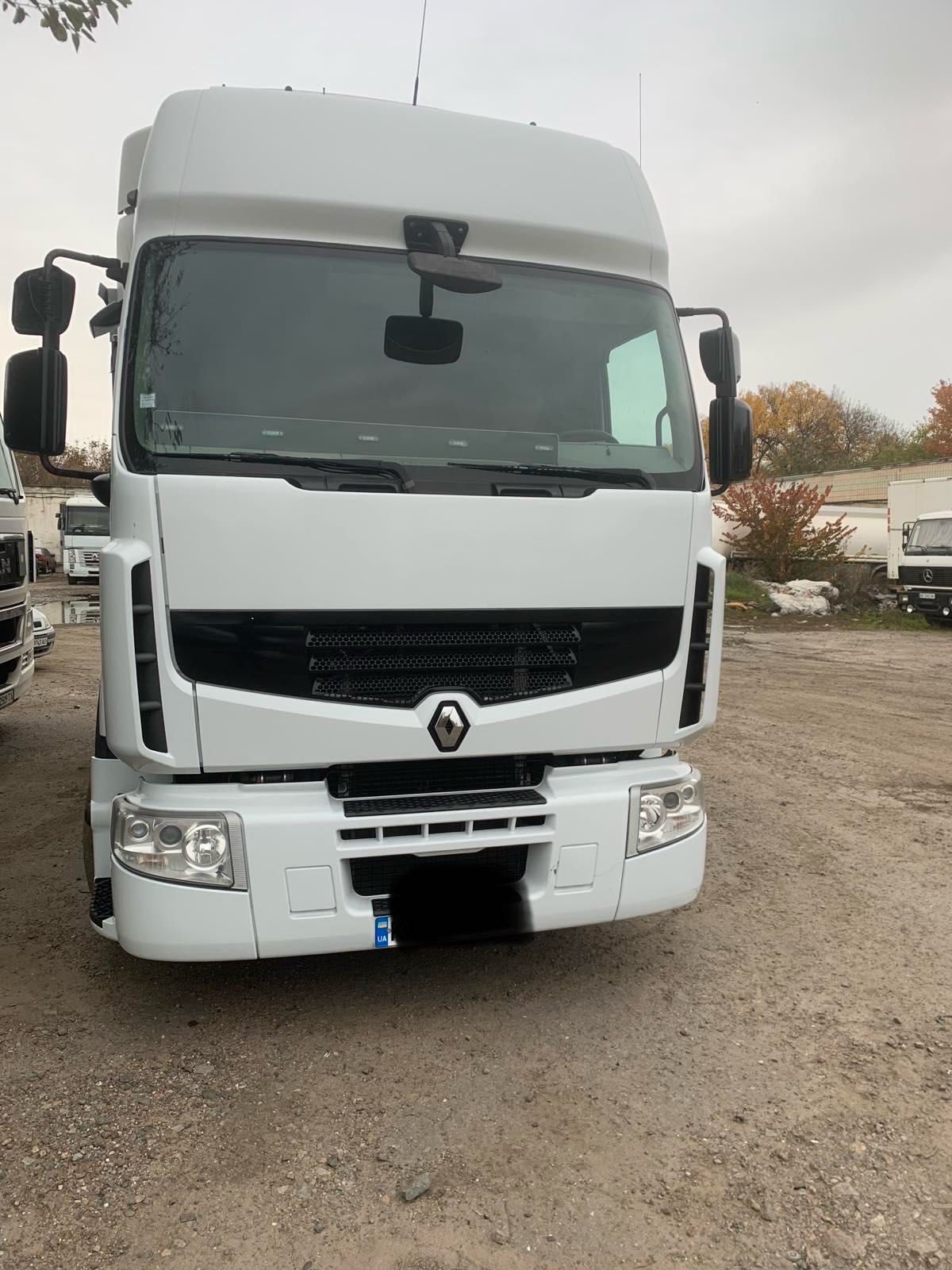 Продаж Renault Premium 2013