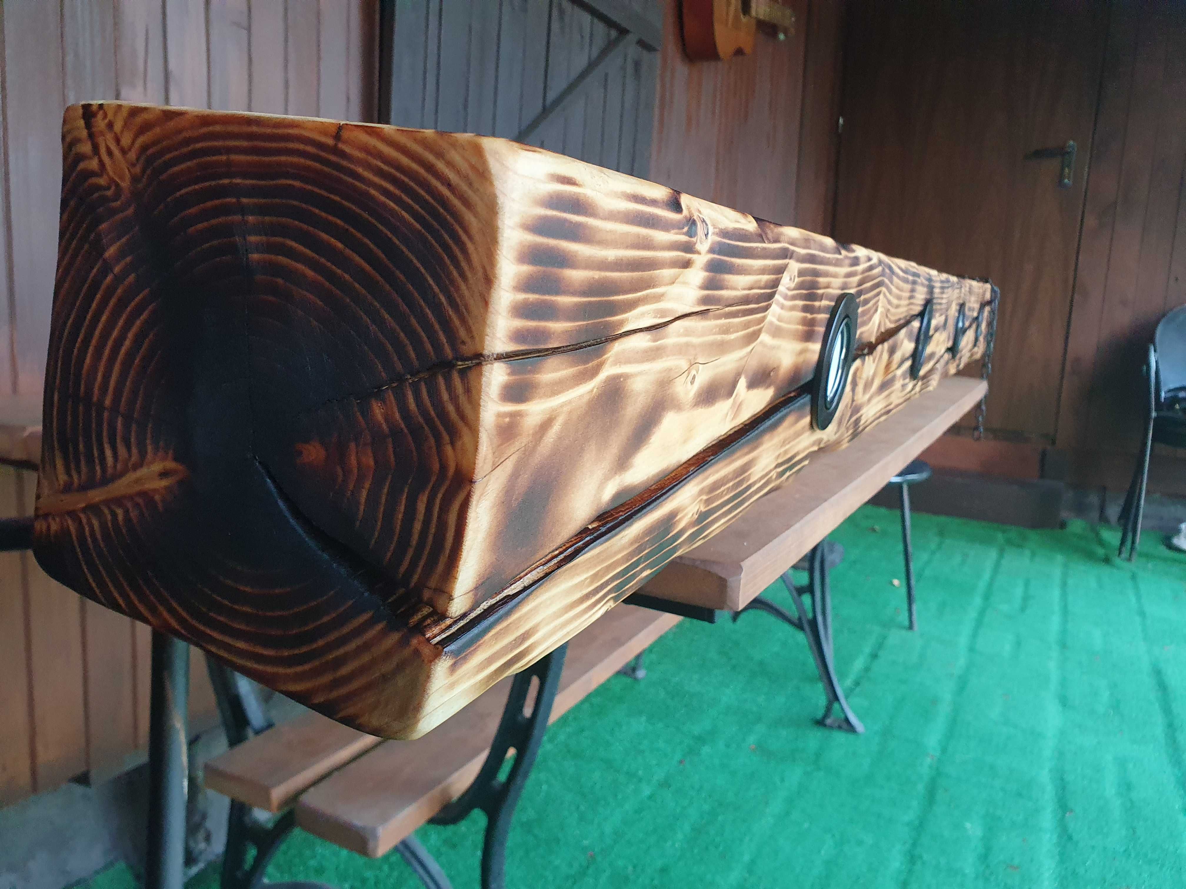 Lampa z belki drewnianej
