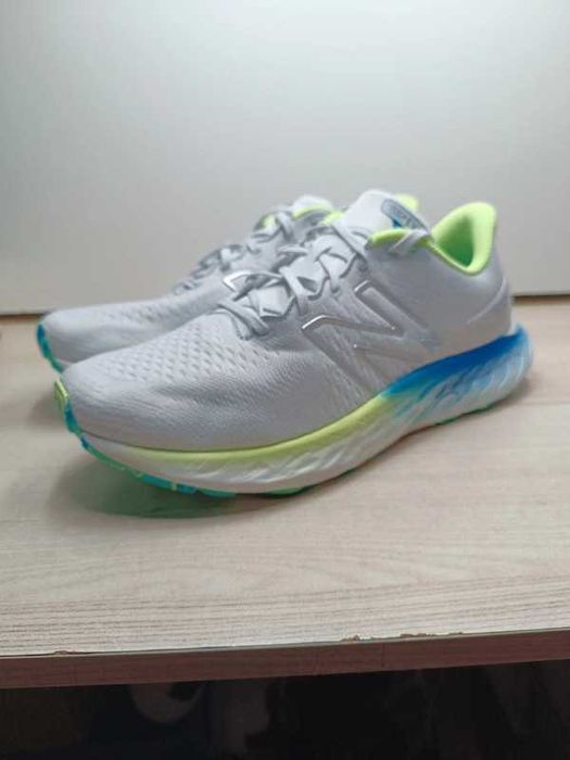 New BalanceButy Fresh Foam Evoz V3 Mevozmg3 White Grey